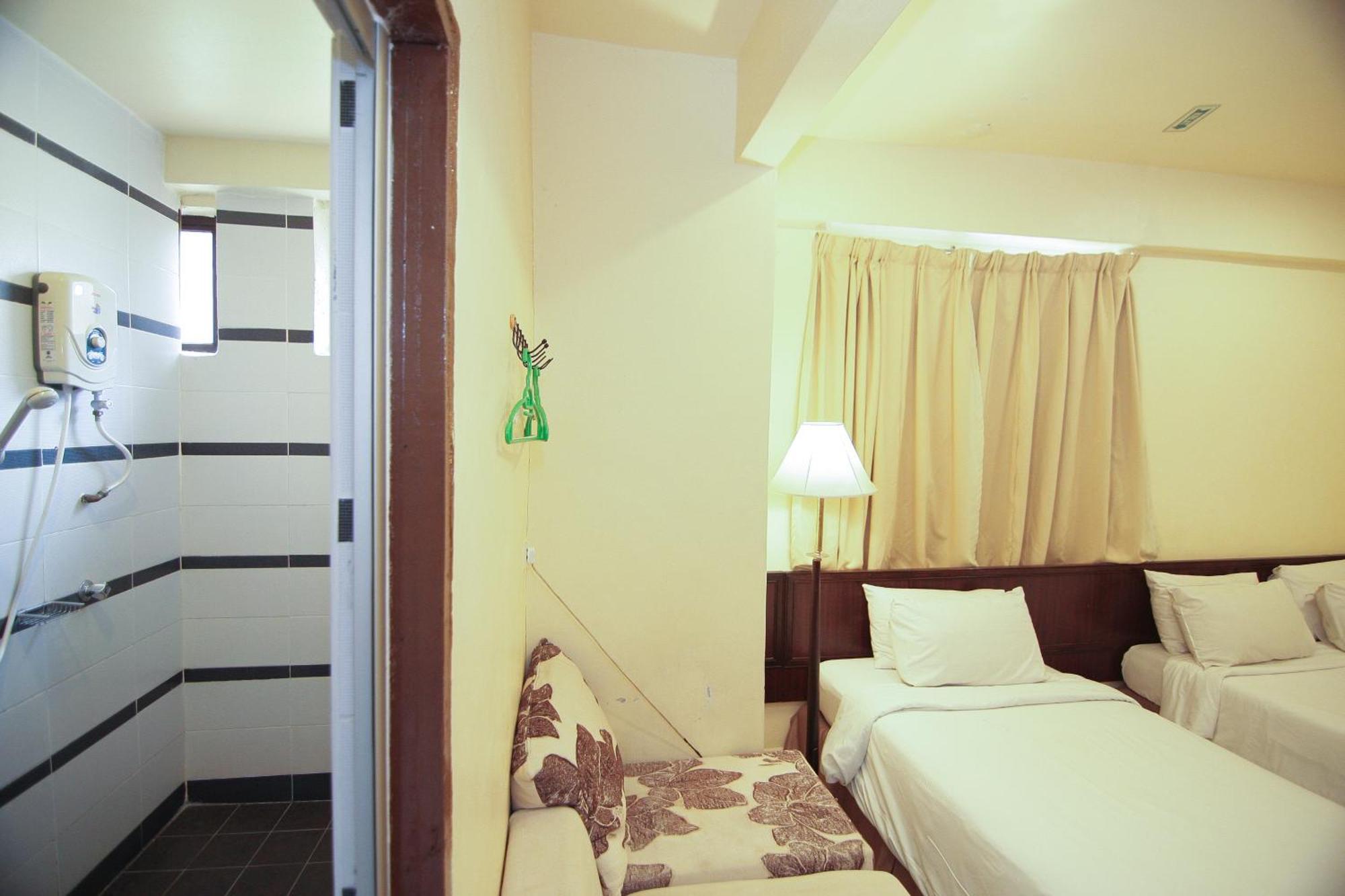 Penginapan Anggerik 3*