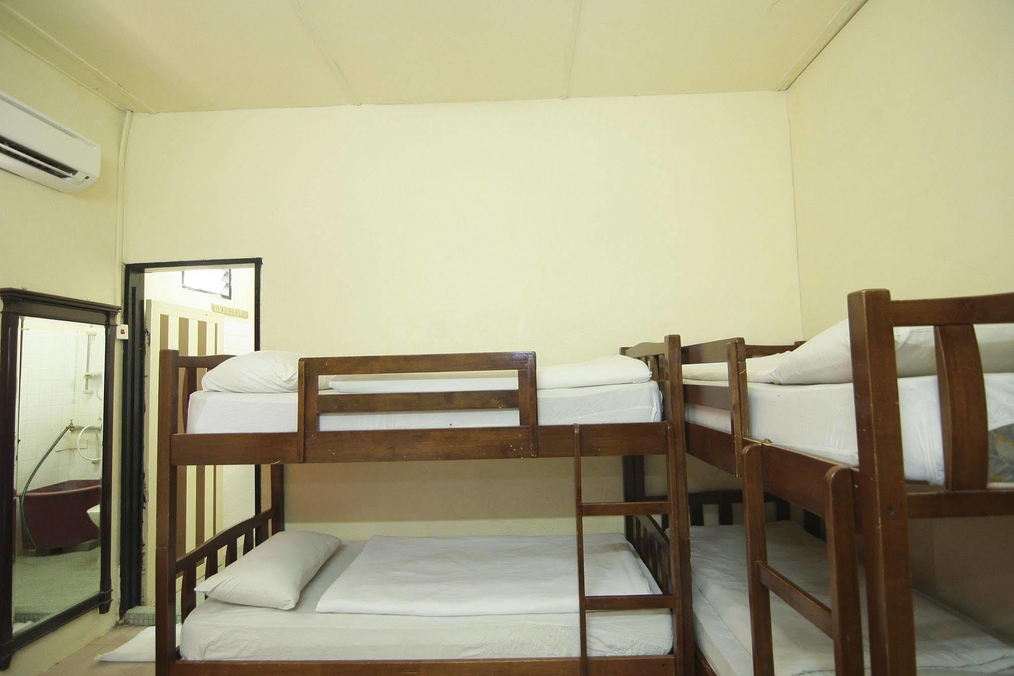 Anggerik Penginapan 3*